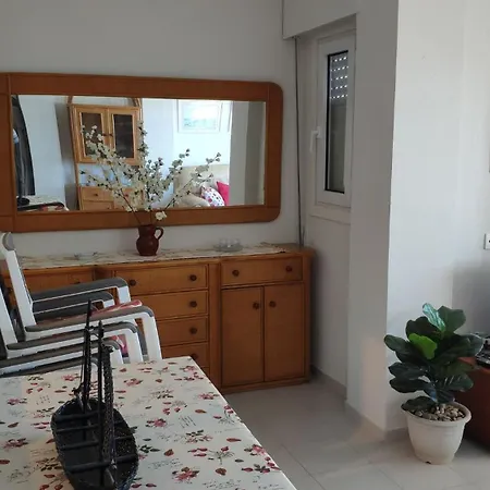 2 Bedroom Front Line Of The