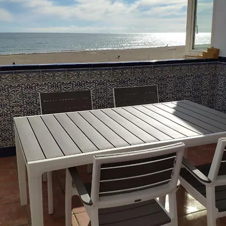 2 Bedroom Front Line Of The Roquetas de Mar
